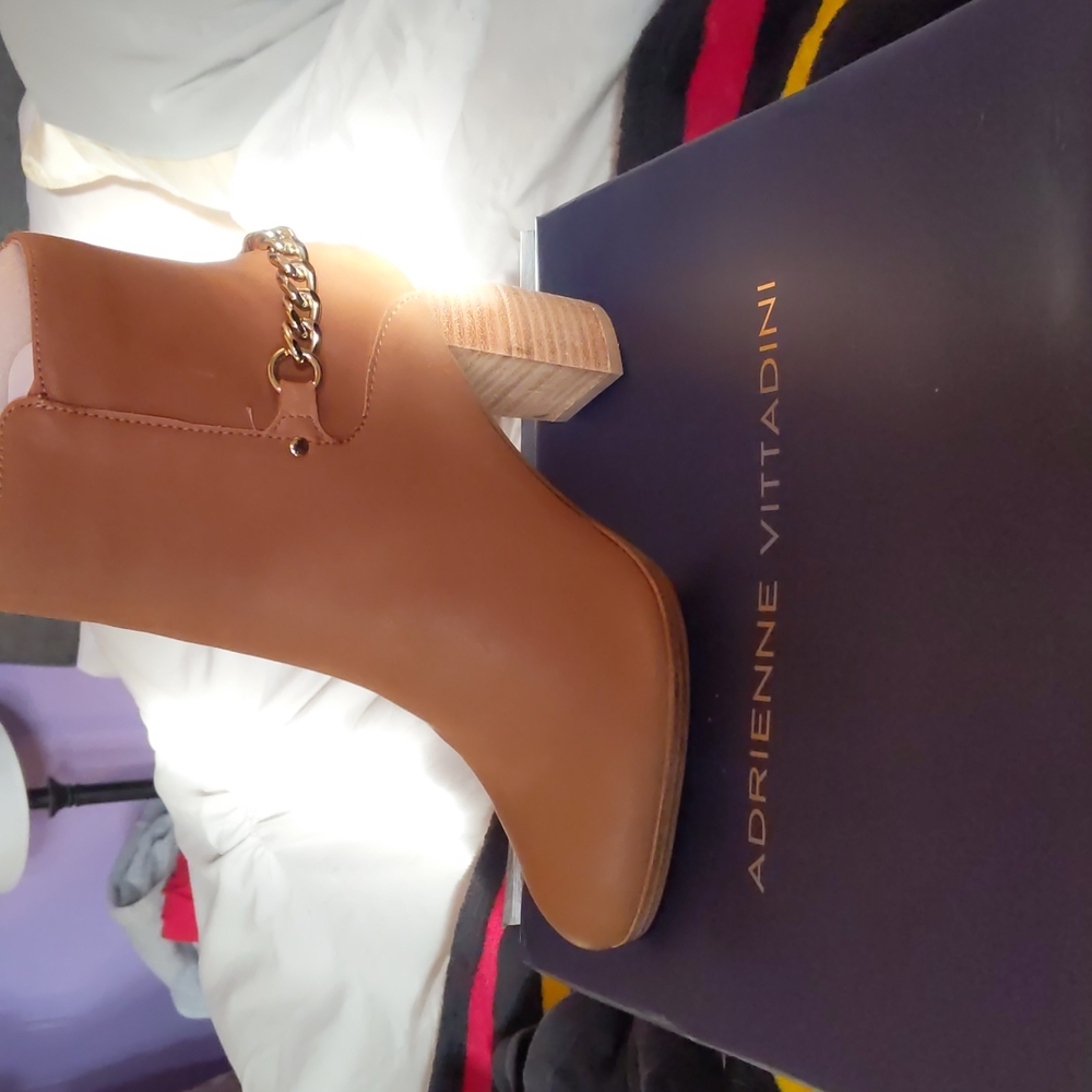 Adrienne vittadini bootie